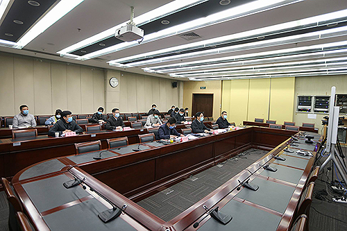 圖為視頻會(huì)議現(xiàn)場(chǎng) 圖為視頻會(huì)議現(xiàn)場(chǎng)