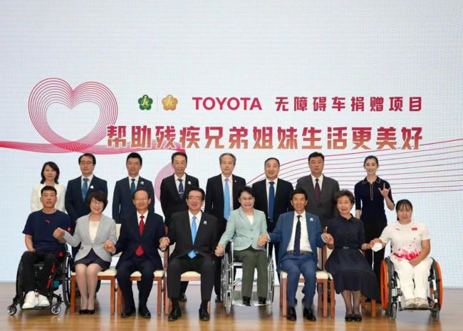 圖為出席活動嘉賓合影