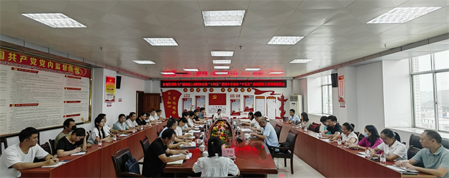 圖為座談會(huì)現(xiàn)場(chǎng)